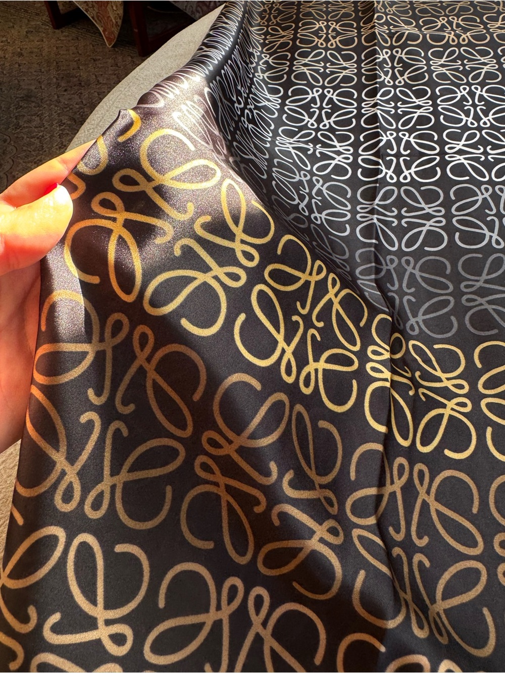 ⚜️Loewe⚜️ Black Scarf with Multicolored Anagram Pattern - Picture 7 of 7